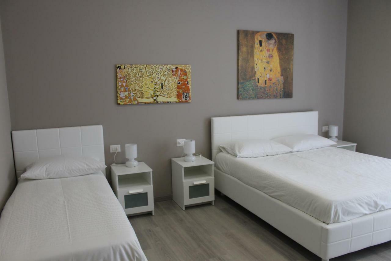 B E B Madonna Della Via Bed & Breakfast Caltagirone Eksteriør bilde